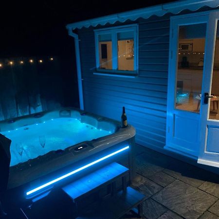 The Summerhouse, Countryside Retreat With Private Hot Tub Bridgnorth Kültér fotó