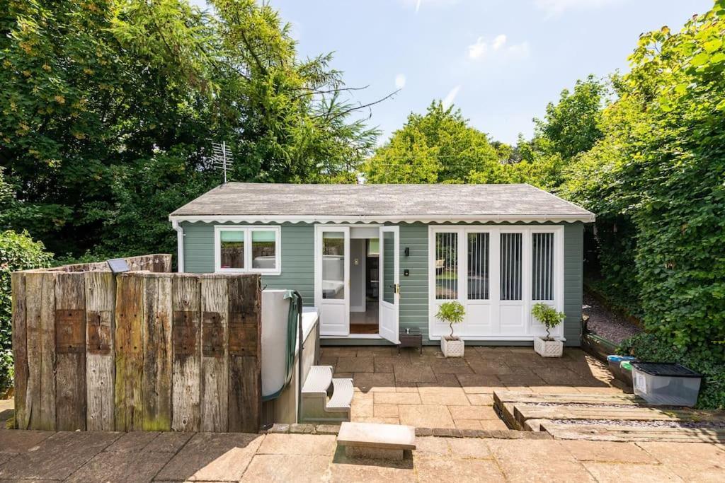 The Summerhouse, Countryside Retreat With Private Hot Tub Bridgnorth Kültér fotó