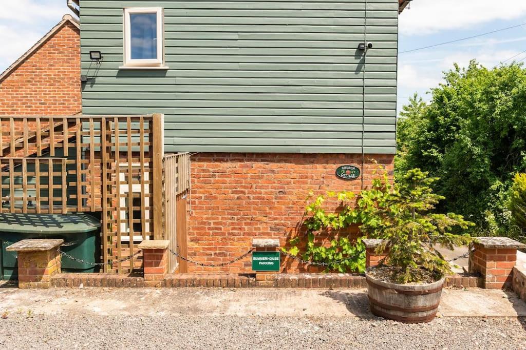 The Summerhouse, Countryside Retreat With Private Hot Tub Bridgnorth Kültér fotó