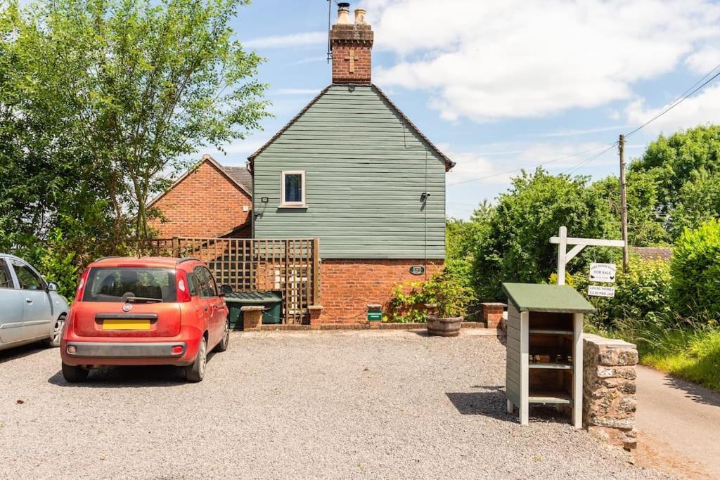 The Summerhouse, Countryside Retreat With Private Hot Tub Bridgnorth Kültér fotó